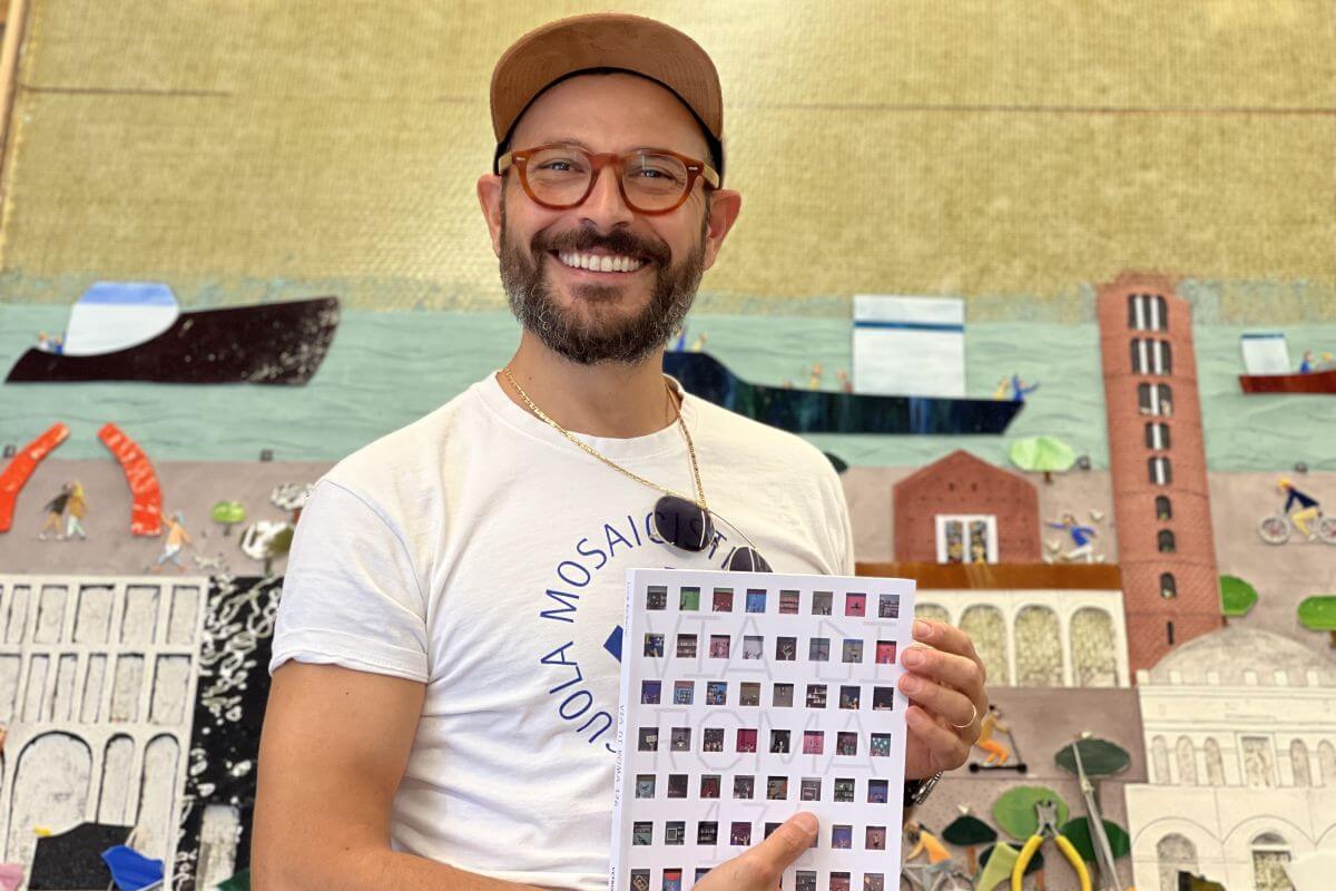Foto dell'artista Luca Barberini con