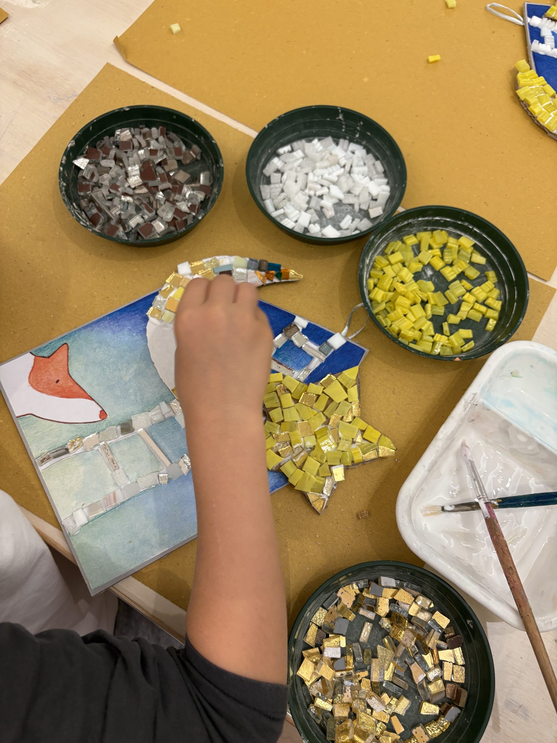 fotografia di un laboratorio a mosaico 