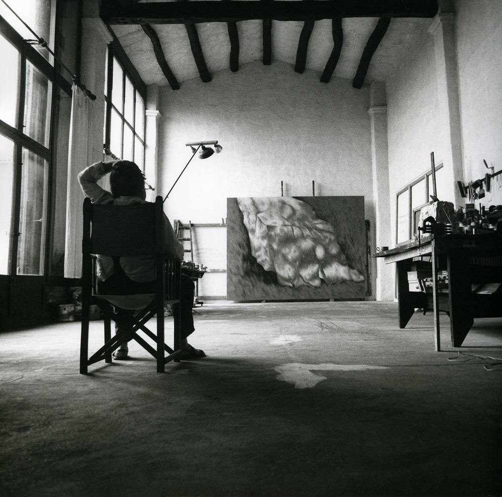 mattia moreni nel suo studio